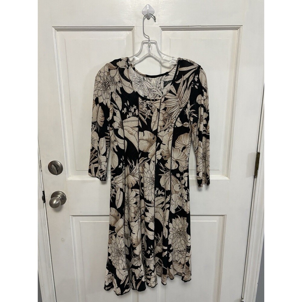 Women’s Cato Black Cream Asymmetrical Long Sleeve Swing Dress size Small